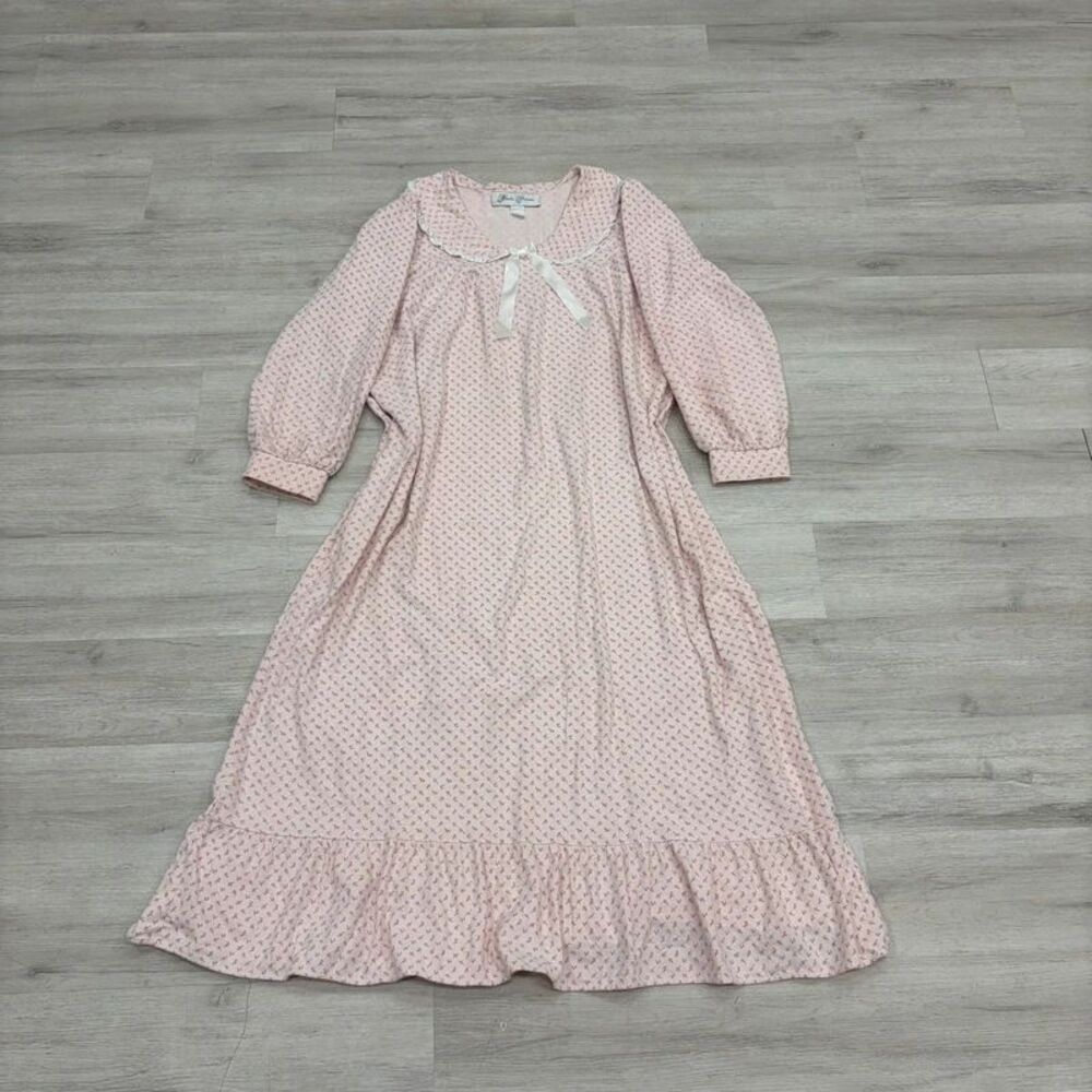 Vintage Victorian Flannel Pink Nightgown 100 Cotton Cottagecore Large Made in US